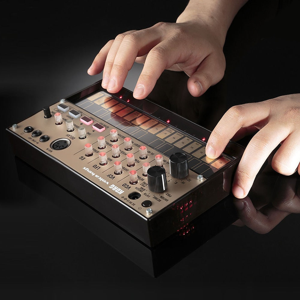 KORG VOLCA KEYS Analog Synthesizer Synth Built-in Delay Effect Loop Sequencer with MIDI In 3.5mm Sync In/ Out Headphone Jacks