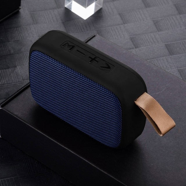 Bluetooth Portable Speaker Outdoor IPX7 Water Resistance HIFI Subwoofer Portable Audio Support Bluetooth/ USB/ TF /FM